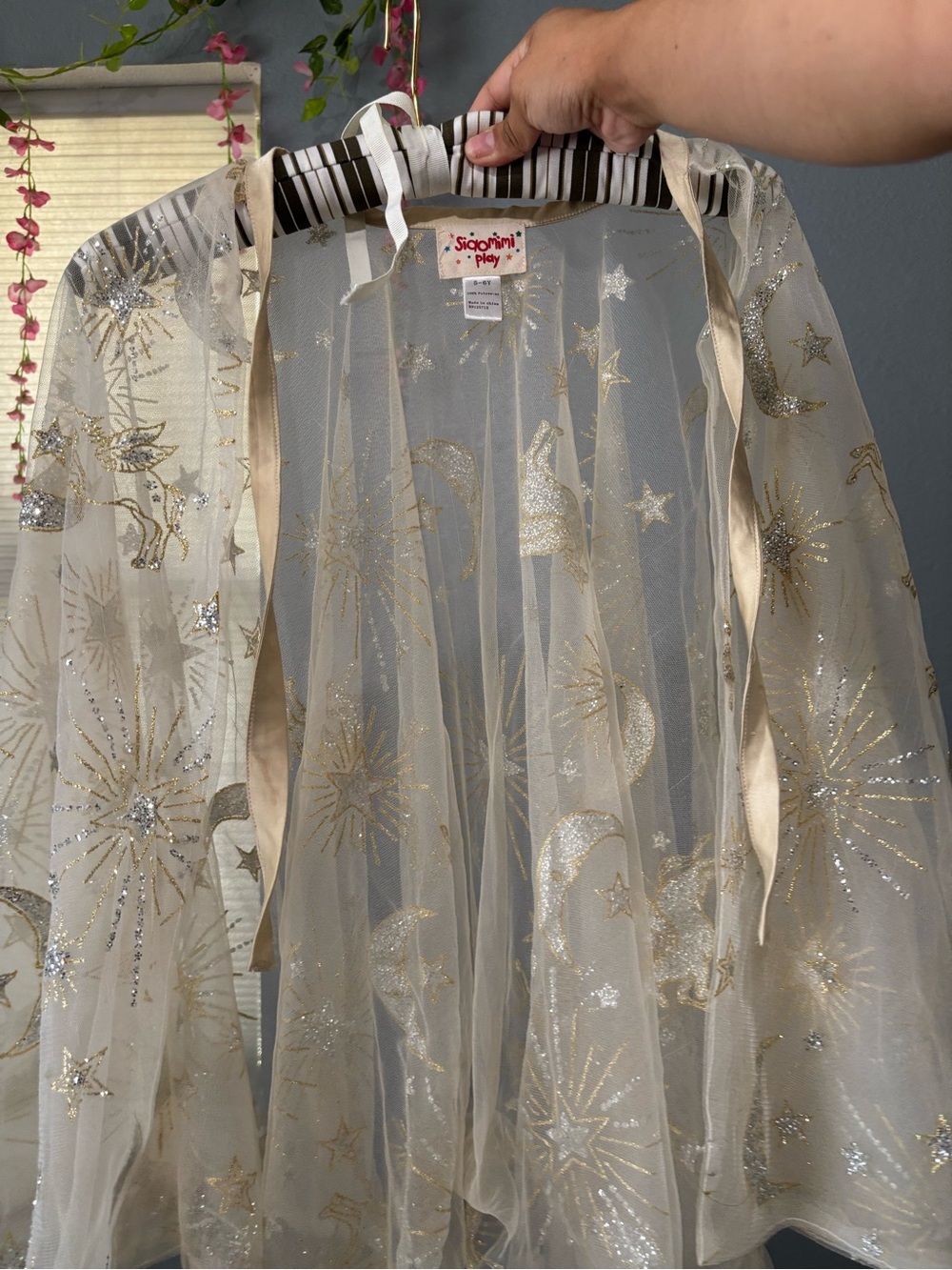 Siaomimi Sheer Celestial Robe in Cream and Gold